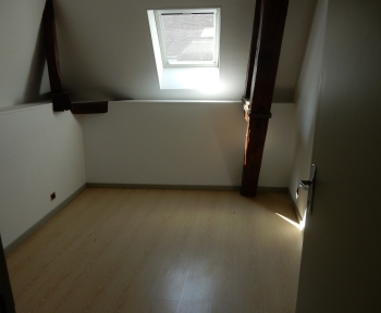 Location Appartement 3 pièces Sézanne (51120)