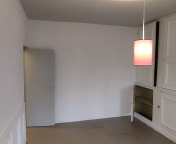 Location Appartement 2 pièces Arras (62000) - ARRAS 1ER ETAGE CARNOT