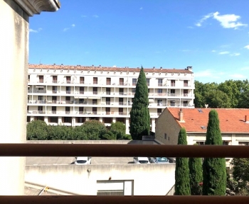 Location Appartement 2 pièces Avignon (84000) - proche remparts